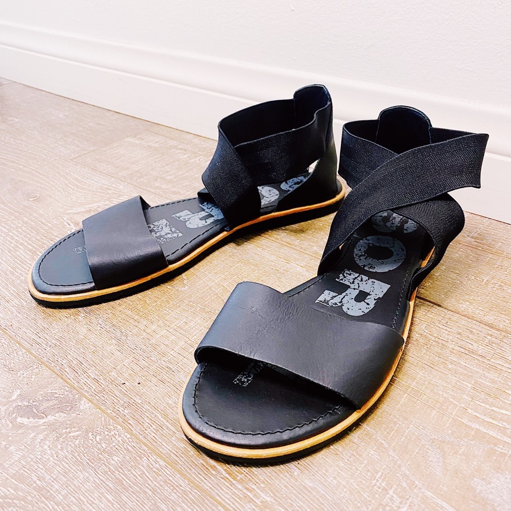 Sorel Ella leather sandal